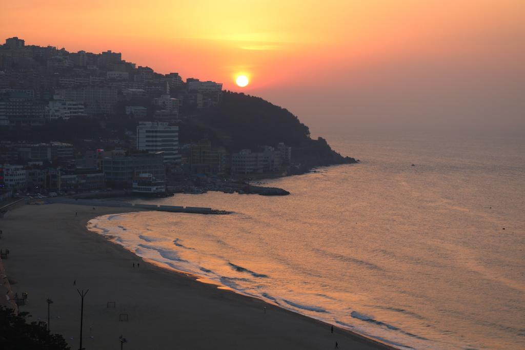 Nuri Hotel Busan Exteriör bild