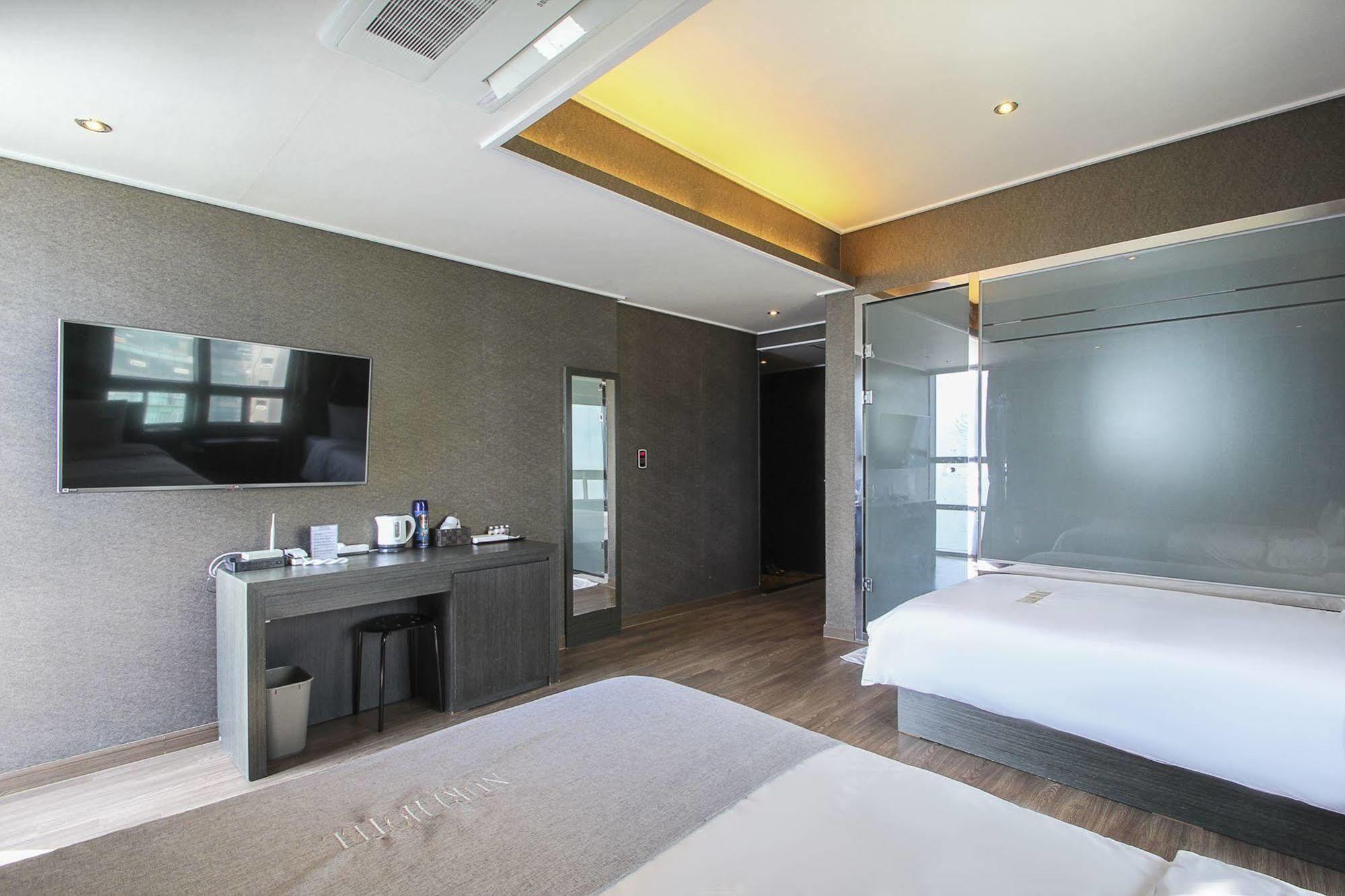 Nuri Hotel Busan Exteriör bild