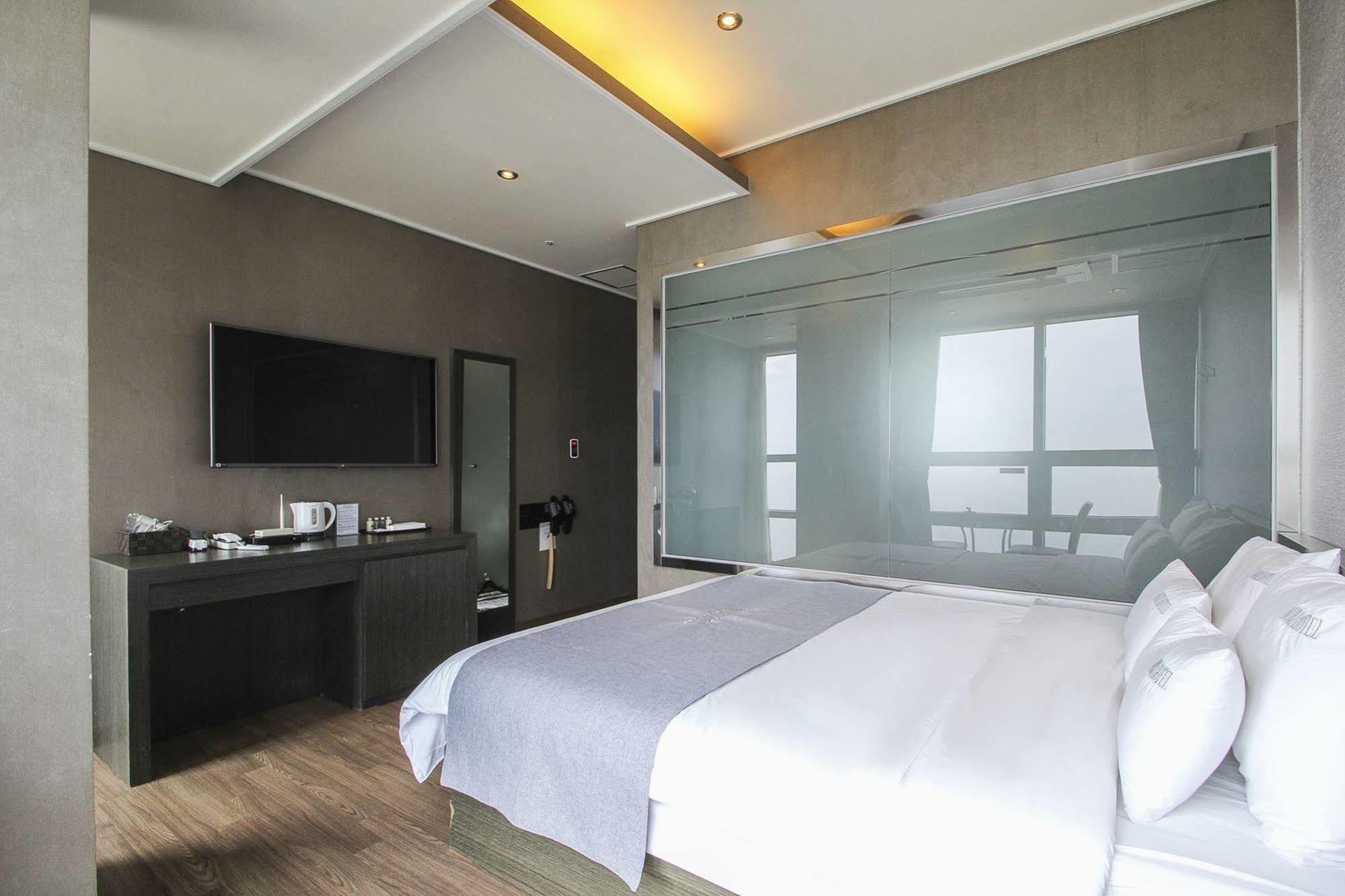 Nuri Hotel Busan Exteriör bild